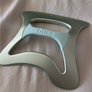 Bliss Metallic Silver and White Relaxation Tool